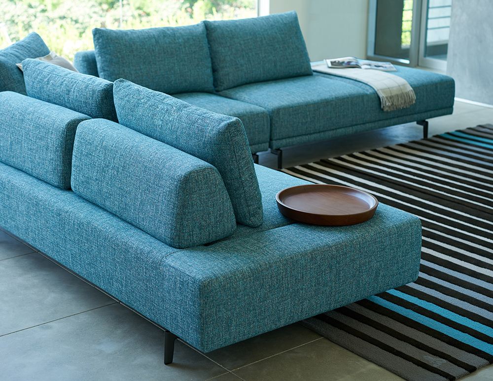 DellaRobbia Felix modern sectional sofa