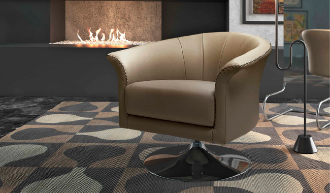 Gamma Oyster Lounge Chair