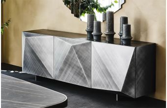 Kayak Sideboard