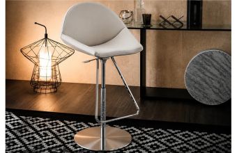 Kiss Stool