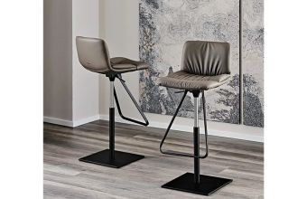 Axel Stool