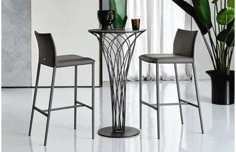 Norma Metal Leg Stool