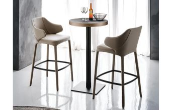 Wanda Stool