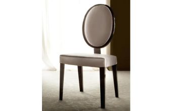 Resort 3 Oval Dining Chair